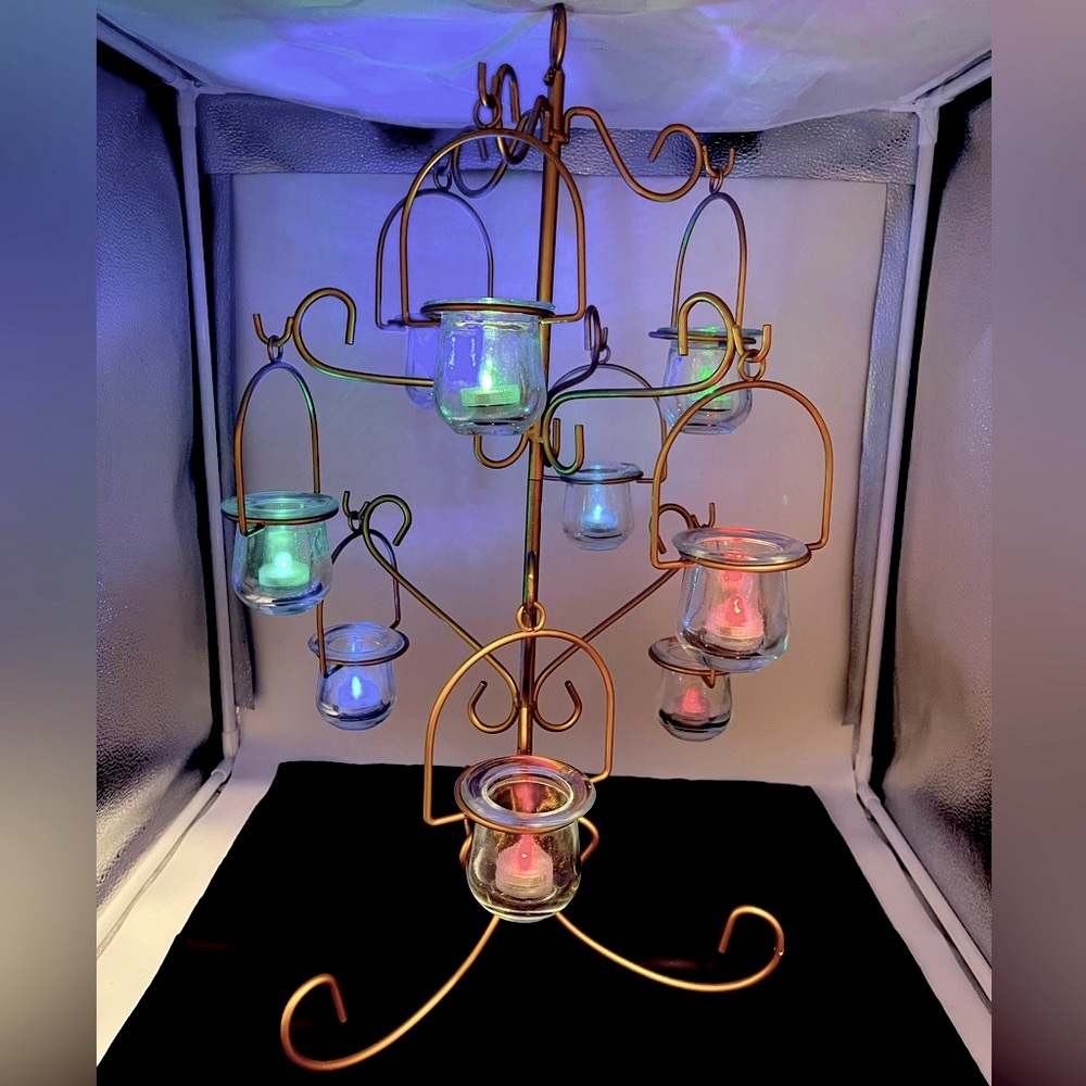 Cape Craftmen: Vintage “2002” Gold Metal Tree with 9 Glass Votive Candle Holders